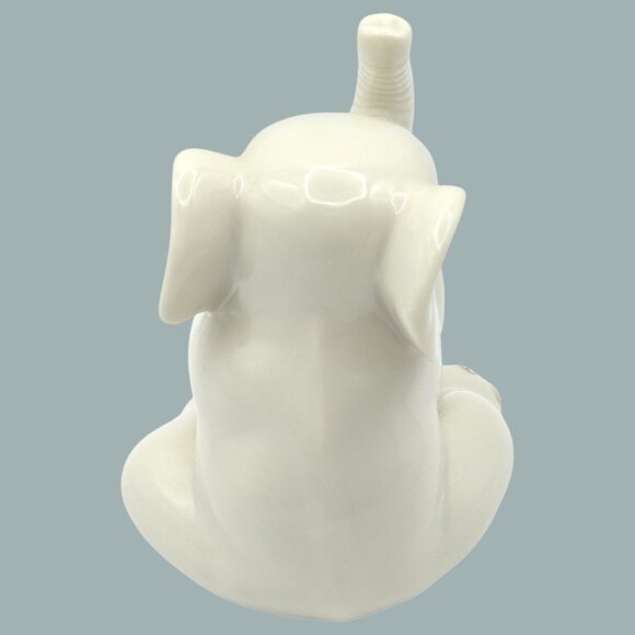 Lenox Porcelain Sitting Baby Elephant Figurine Cream With Gold Accents Trunk Up - Picture 4 of 9